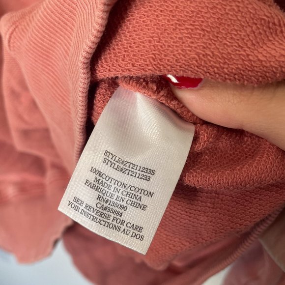 Long sleeve pull over shirt - Picture 4 of 4